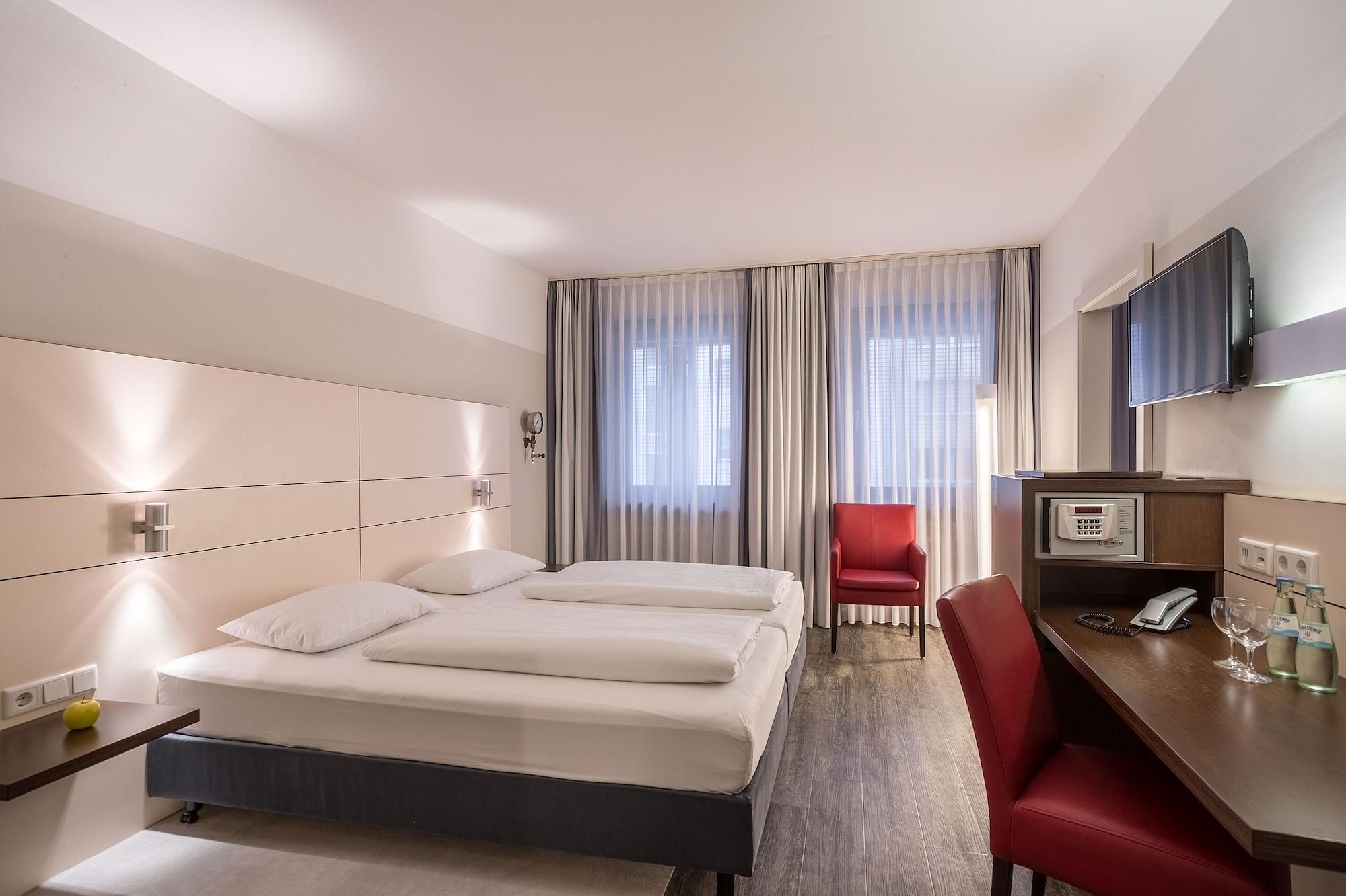 Ferrotel Duisburg - Partner Of Sorat Hotels Eksteriør billede