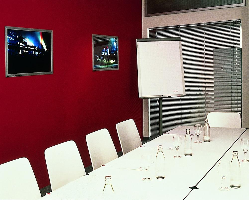 Ferrotel Duisburg - Partner Of Sorat Hotels Eksteriør billede